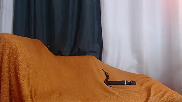 Astrid Porno online show from 7, 5, 2026