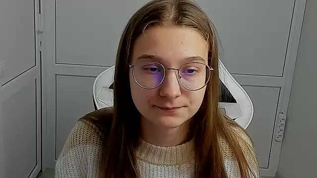 Mia kristal online show from 1, 4, 2026