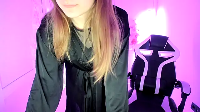 Mia kristal online show from 17, 5, 2026