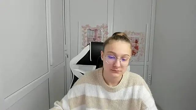 Mia kristal online show from 1, 6, 2026