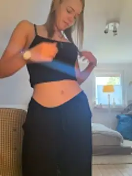 SophiaWestend online show from 14, 4, 2026