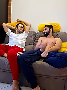 AmicisegretiITA online show from 5, 5, 2026