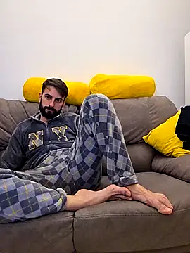 AmicisegretiITA online show from 12, 4, 2026