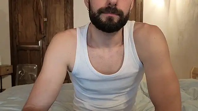 AmicisegretiITA online show from 3, 5, 2026