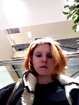 NinaParri online show from 11, 4, 2026