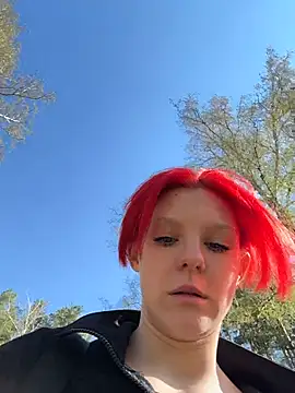 NinaParri online show from 8, 5, 2026