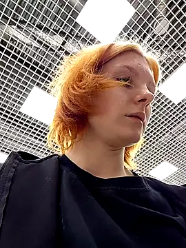 NinaParri online show from 5, 4, 2026