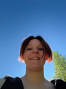 NinaParri online show from 1, 6, 2026