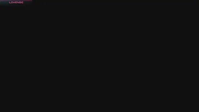 Snapshot of Megan_lux_ chatting on 9, 7, 2026 Megan lux online show from 9, 7, 2026