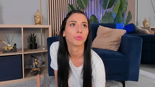 Snapshot of TiaCyrrus chatting on 6, 5, 2026 TiaCyrrus online show from 6, 5, 2026