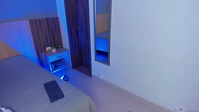 goddess curvyy online show from 13, 4, 2026