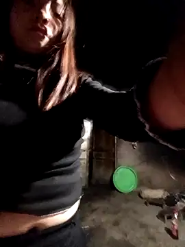 Nina pinky online show from 17, 3, 2026