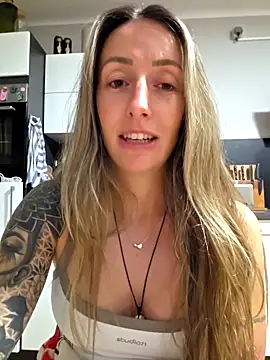 NicoleKaiser online show from 21, 4, 2026