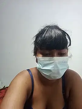 honeyi babe online show from 13, 6, 2026
