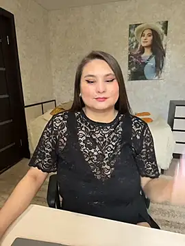AgathaMyers online show from 13, 5, 2026