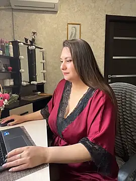 AgathaMyers online show from 10, 4, 2026