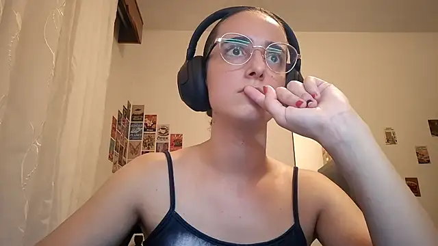 Snapshot of SanjuanaEytchison chatting on 27, 3, 2026 SanjuanaEytchison online show from 27, 3, 2026