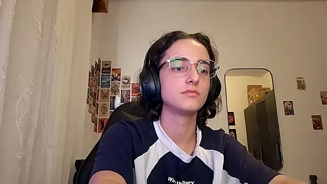 Snapshot of SanjuanaEytchison chatting on 2, 4, 2026 SanjuanaEytchison online show from 2, 4, 2026