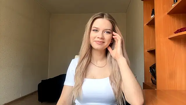 DeettaTolly online show from 6, 4, 2026