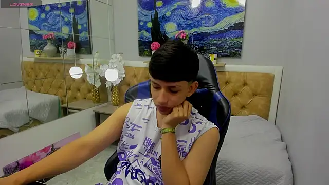 Snapshot of AdrianFranko chatting on 29, 7, 2026 AdrianFranko online show from 29, 7, 2026