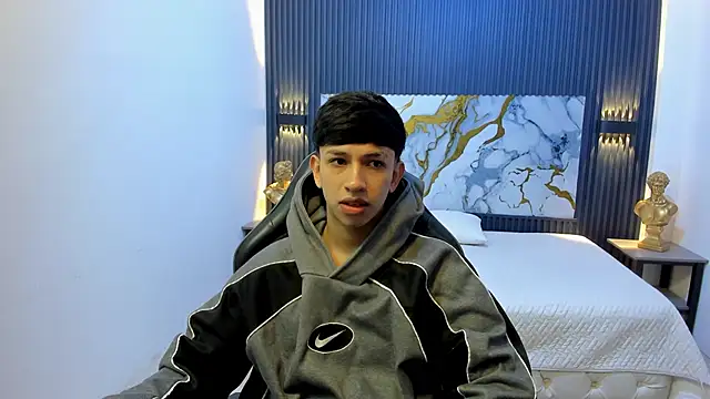 AdrianFranko online show from 4, 5, 2026