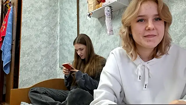 ColleneMckeehan online show from 18, 3, 2026