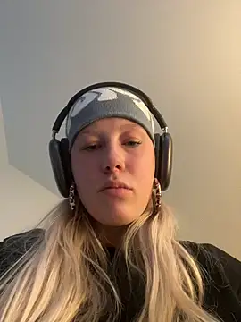 LeniMaria online show from 30, 3, 2026