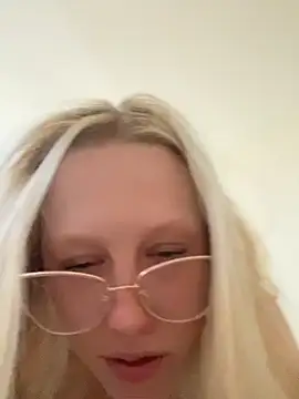 LeniMaria online show from 22, 4, 2026