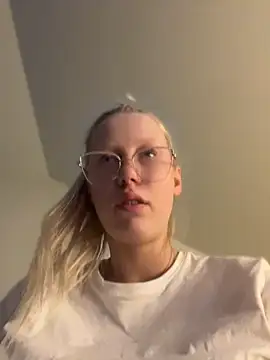 LeniMaria online show from 20, 4, 2026