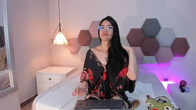 AnnieBlluee online show from 23, 3, 2026