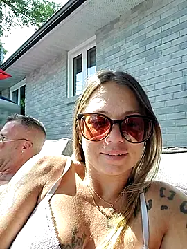 Snapshot of Couple_qc chatting on 5, 7, 2026 Couple qc online show from 5, 7, 2026