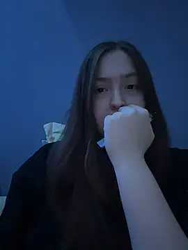 Snapshot of charmingggirl chatting on 5, 5, 2026 charmingggirl online show from 5, 5, 2026
