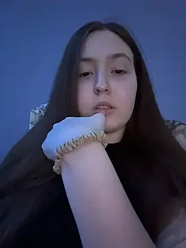 Snapshot of charmingggirl chatting on 1, 5, 2026 charmingggirl online show from 1, 5, 2026