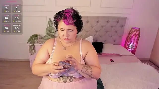 Wen Jones online show from 28, 4, 2026