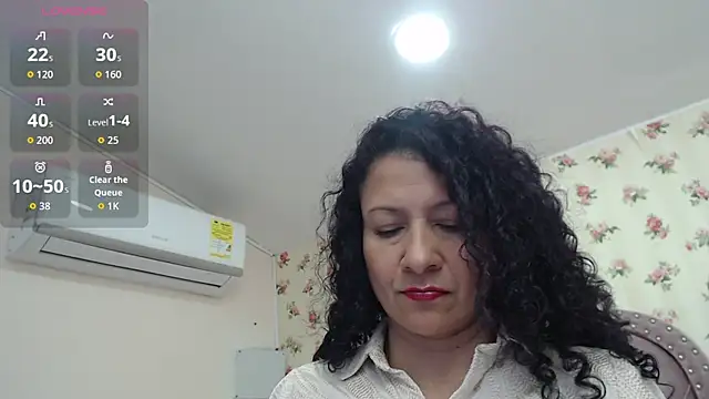 crystal watson0 online show from 21, 4, 2026
