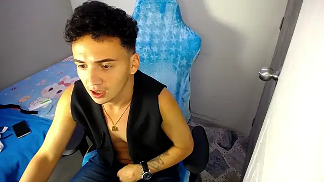 Mathias twinkk online show from 6, 4, 2026