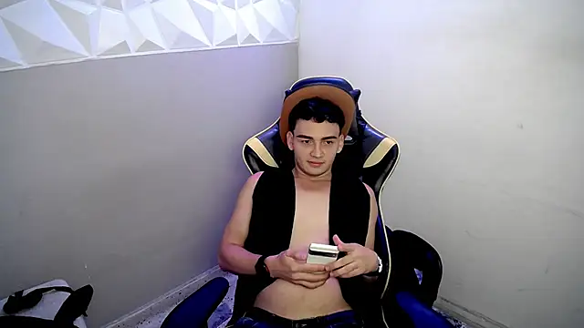 Mathias twinkk online show from 12, 4, 2026