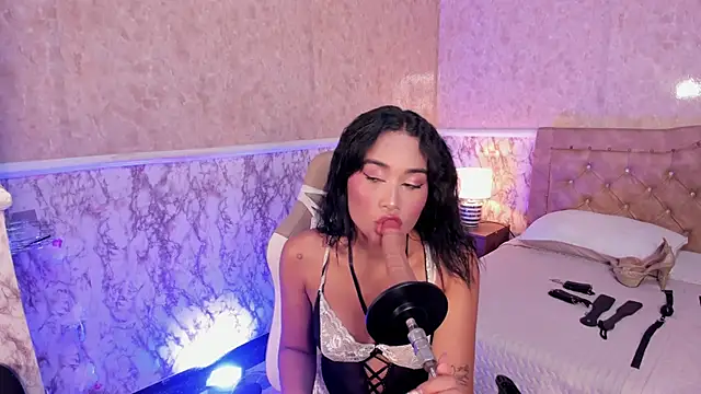Horny Brunette  online show from 1, 4, 2026