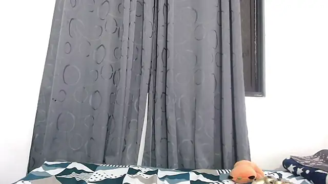 Fantasy-Dreams online show from 5, 6, 2026