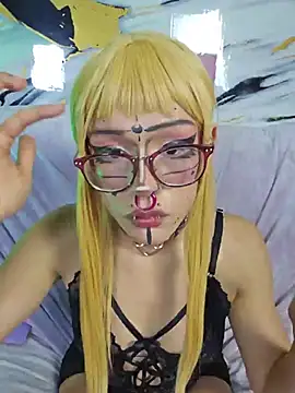 dark nina   online show from 26, 7, 2026