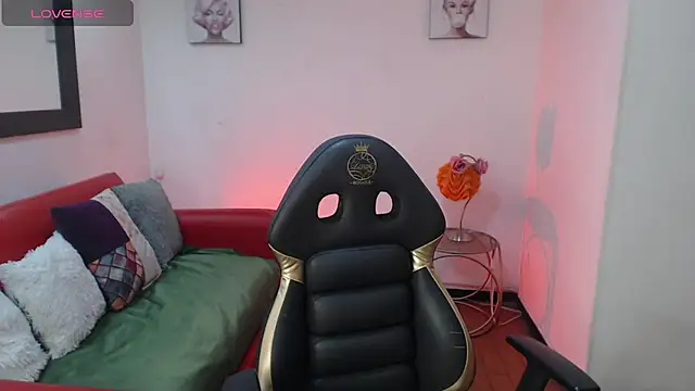 Milly 1 x online show from 14, 4, 2026