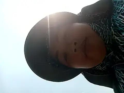 Huemy098 online show from 13, 4, 2026