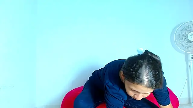 Snapshot of ambar69noir chatting on 7, 4, 2026 ambar69noir online show from 7, 4, 2026