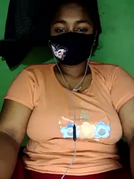 Snapshot of Nus_Rat3344 chatting on 3, 4, 2026 Nus Rat3344 online show from 3, 4, 2026