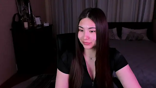 IceIcebabe  online show from 11, 5, 2026