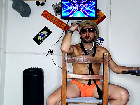 freddymdq100 online show from 10, 4, 2026