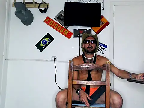freddymdq100 online show from 20, 4, 2026