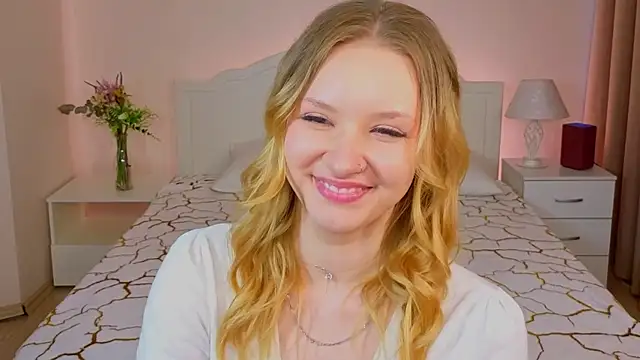 StaceyyJones online show from 7, 5, 2026