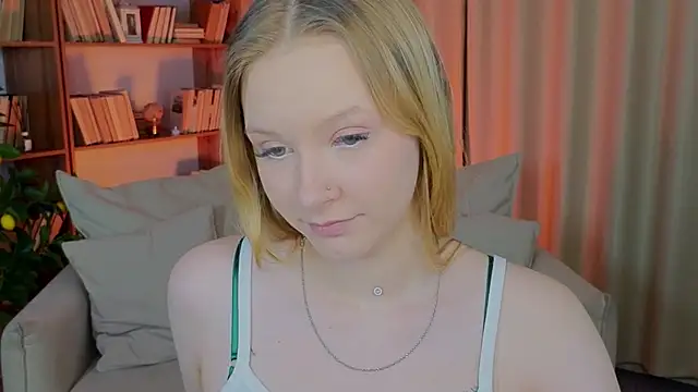 StaceyyJones online show from 24, 3, 2026