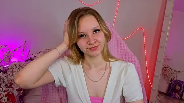 StaceyyJones online show from 14, 4, 2026